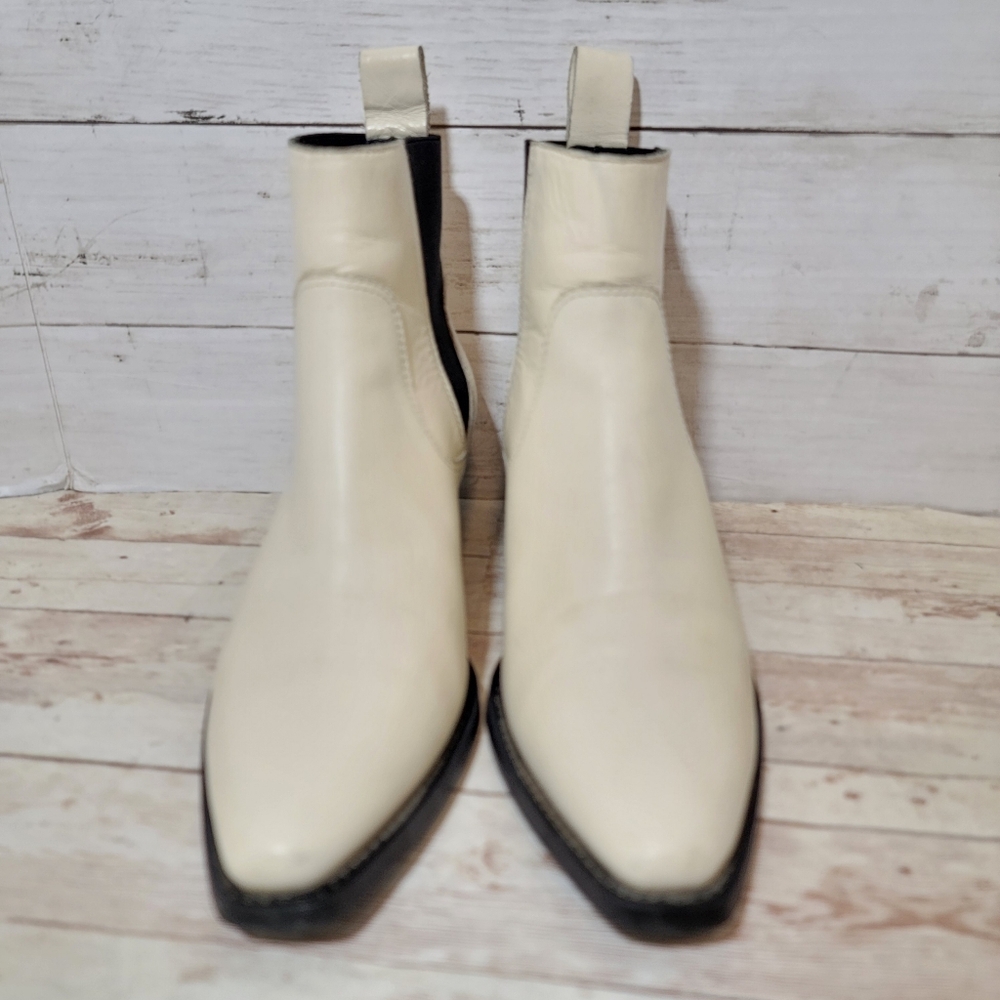 Everlane Cream and Black Ankle Boots - Picture 6 of 15
